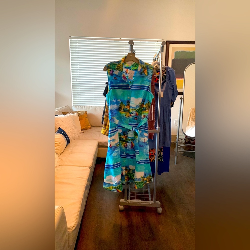 NWT belted sundress with tropical sailboat print- L